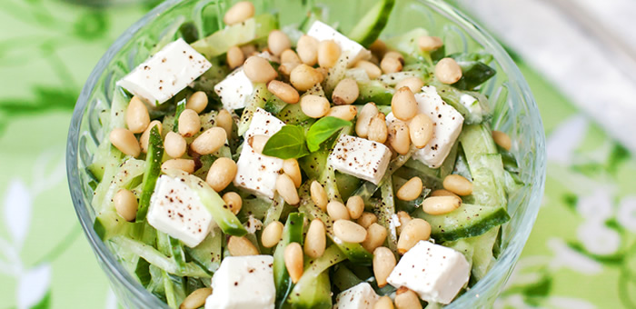 salata-aggouri-koukounari-feta top