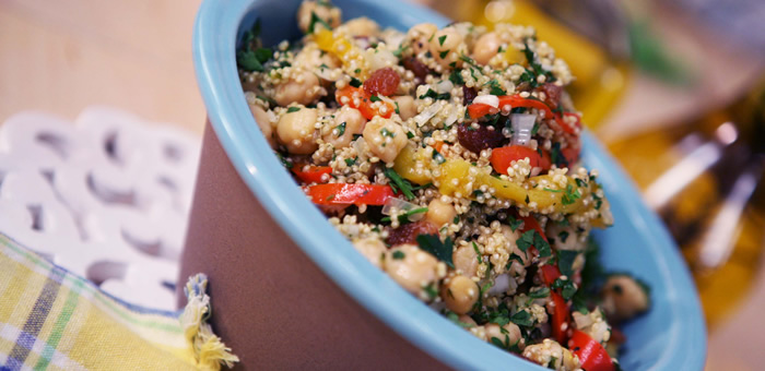 salad quinoa revithia top
